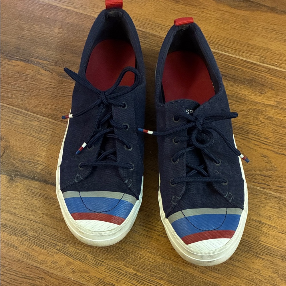Sperry Women’s Navy and Red Canvas Sneakers Size 8